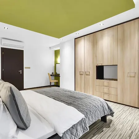 Apartment Fresh Lime In Center *