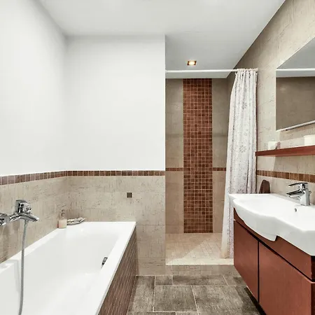 Fresh Lime In Center شقة براتسيلافا